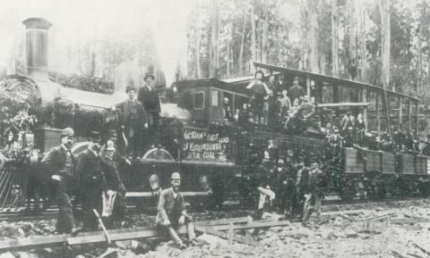 First train load of Korumburra coal to Melbourne, 1892