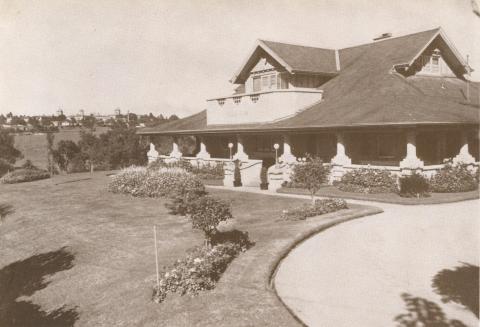 Runnymeade House, Elmo Ave, Alphington, 1937