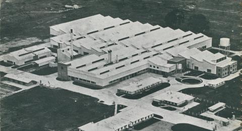 Bruck's rayon mills, Wangaratta, c1952