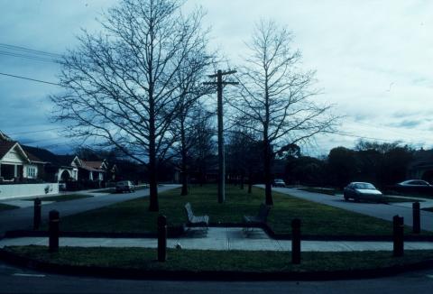 Malvern East, 1997
