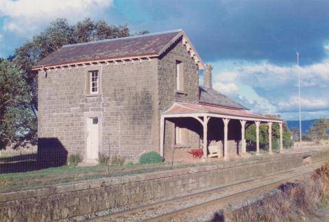 Carlsruhe Station, 1998
