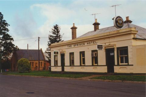 The Springs Hotel, Waubra, 2000