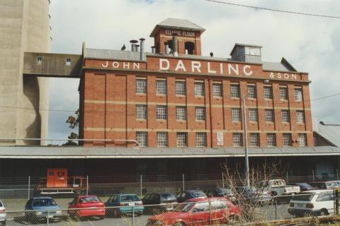 Albion, 2000
