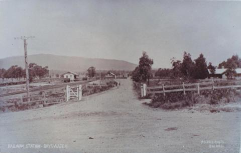 Railway Station, Bayswater
