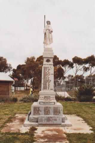 War Memorial, Ultima, 2010