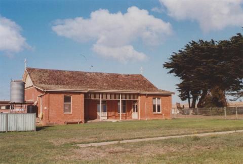 Hall, Illowa, 2013