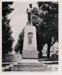 Manifold Memorial, Camperdown