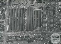 Queen Victoria Market on a busy day, Melbourne, 1957