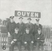 Ouyen station staff, 1927