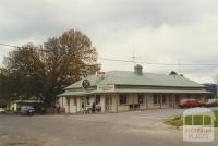 Blackwood Hotel, 2000