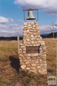 Gold Memorial, Gobur, 2011