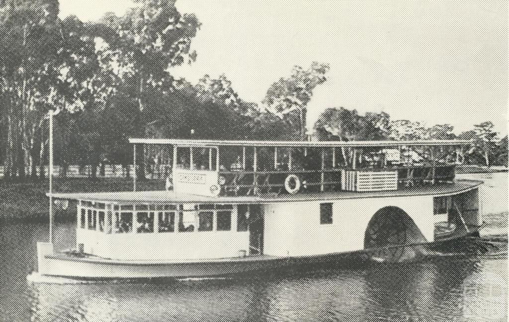 The Paddle Steamer Canberra, Echuca, 1968