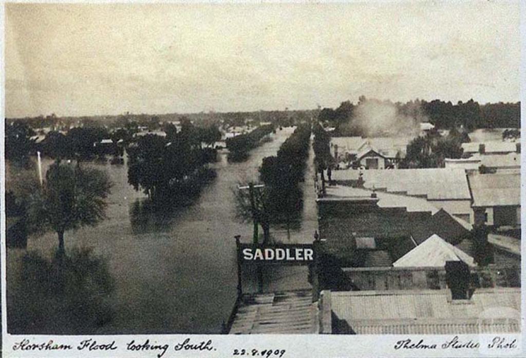 Horsham flood looking south, 1909