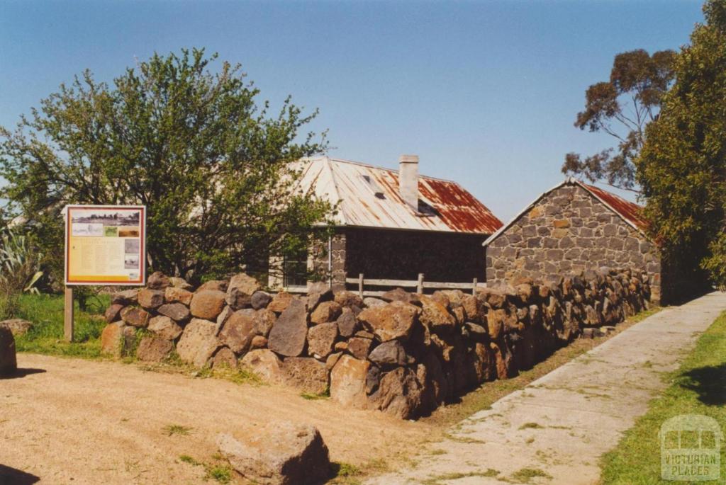 Lutheran farm buildings, Thomastown, 2000
