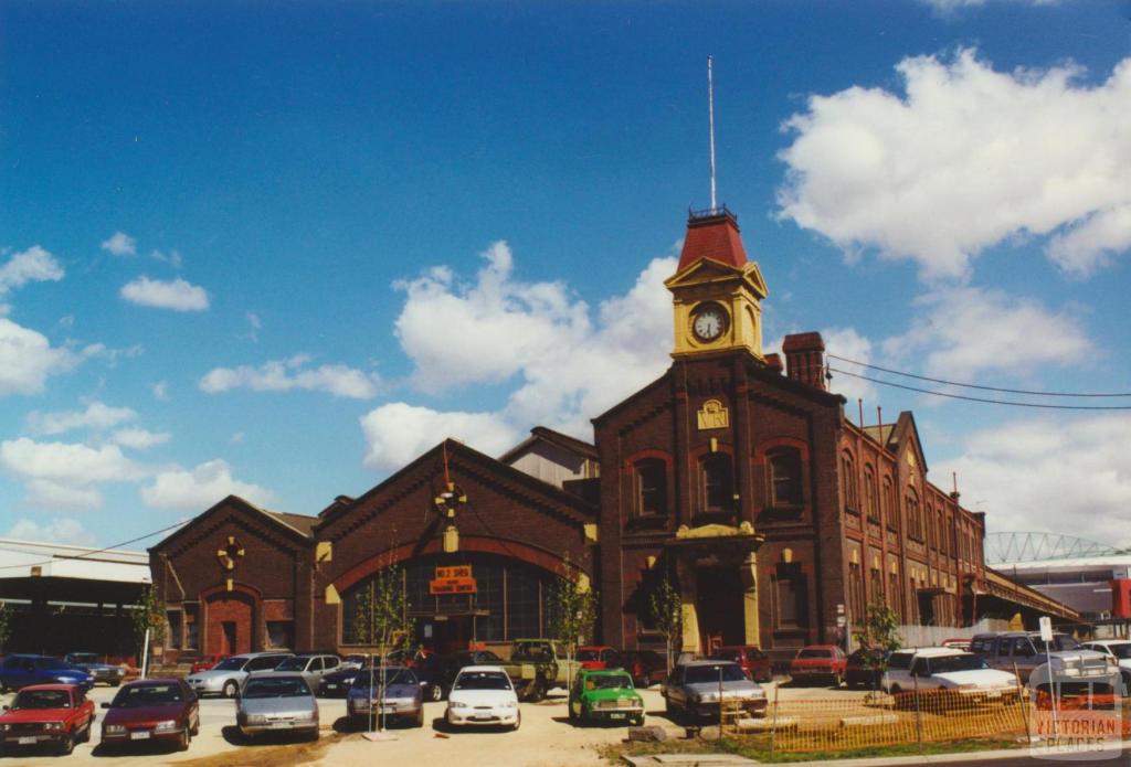 Railways Goods Shed, Docklands, 2000