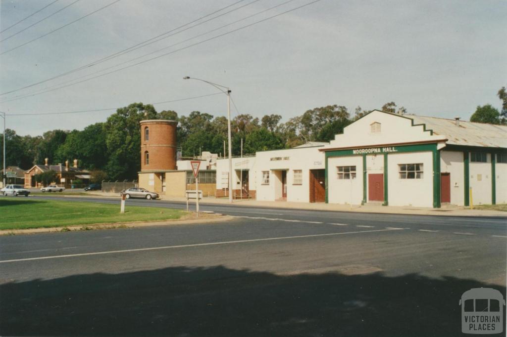 Mooroopna, 2002