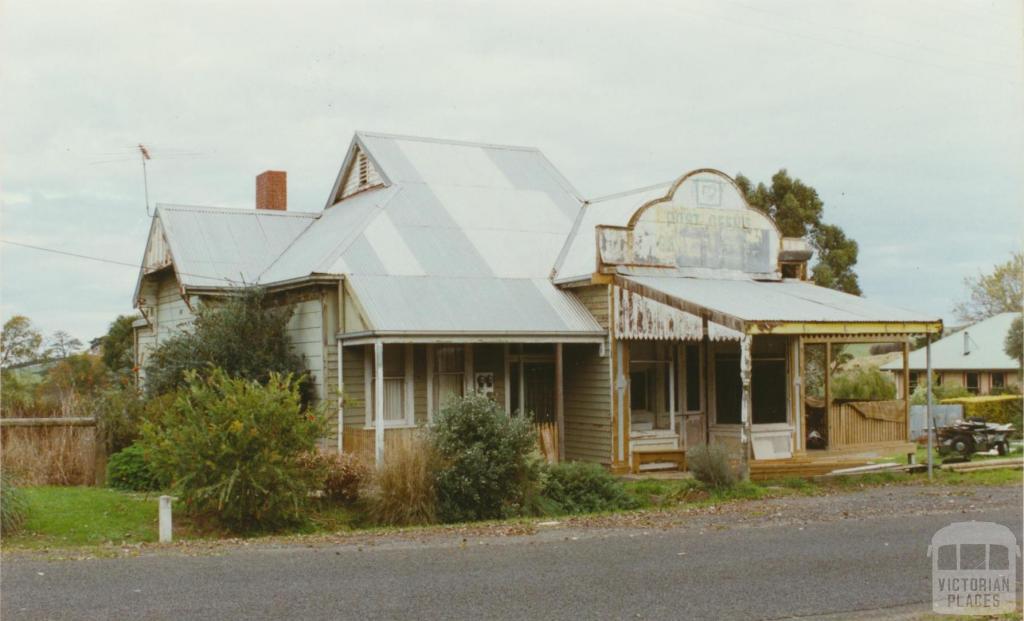 Jumbunna general store in course of refurbishment, 2002