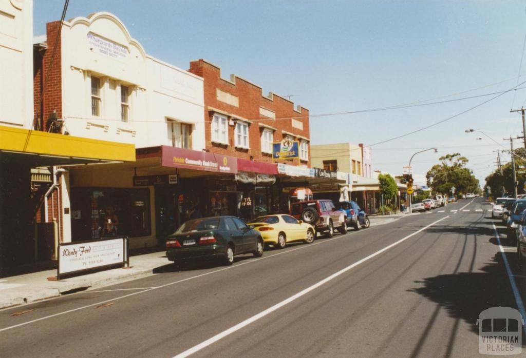 Como Parade West, Parkdale, 2006