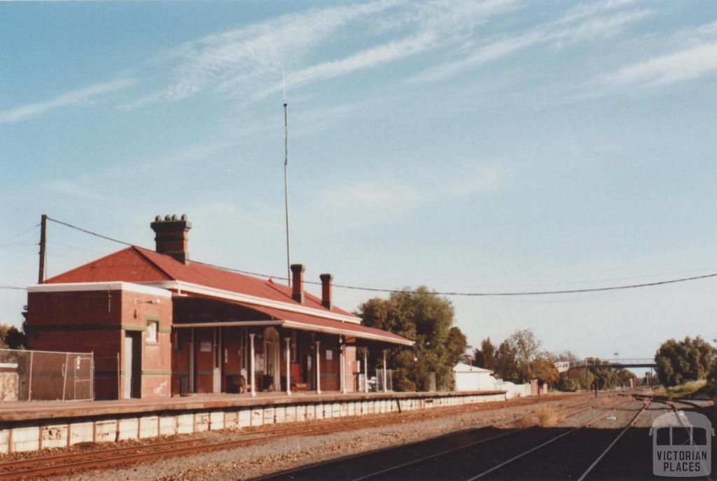 Railway Station, Kerang, 2010