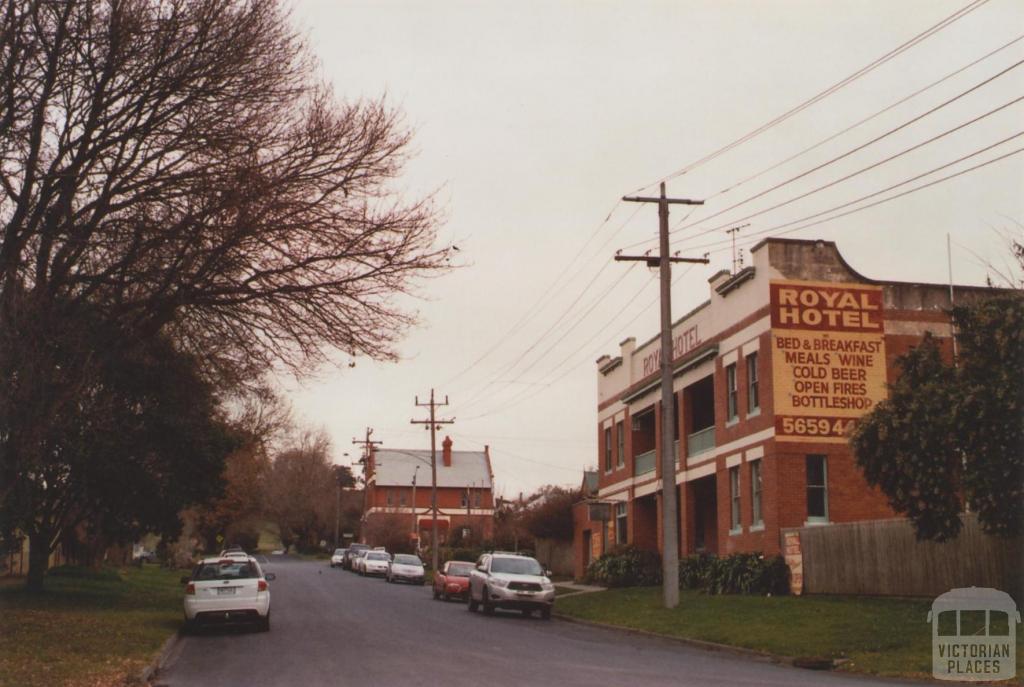 Hotel Loch, 2012