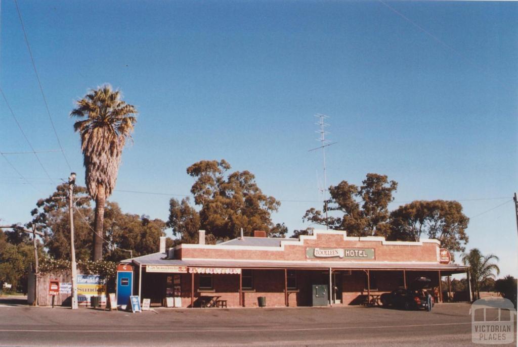 Toolleen Hotel, 2012