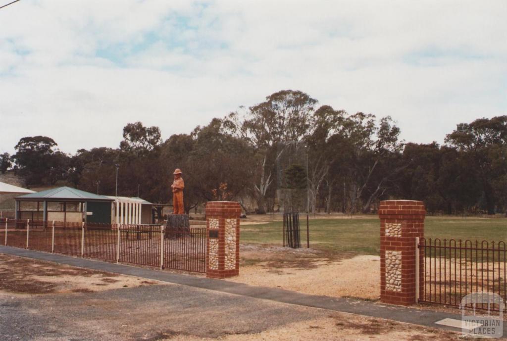 Community Reserve, Stuart Mill, 2012