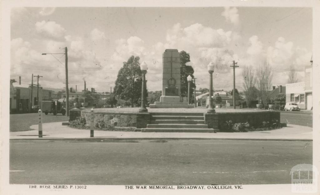 The War Memorial, Broadway, Oakleigh