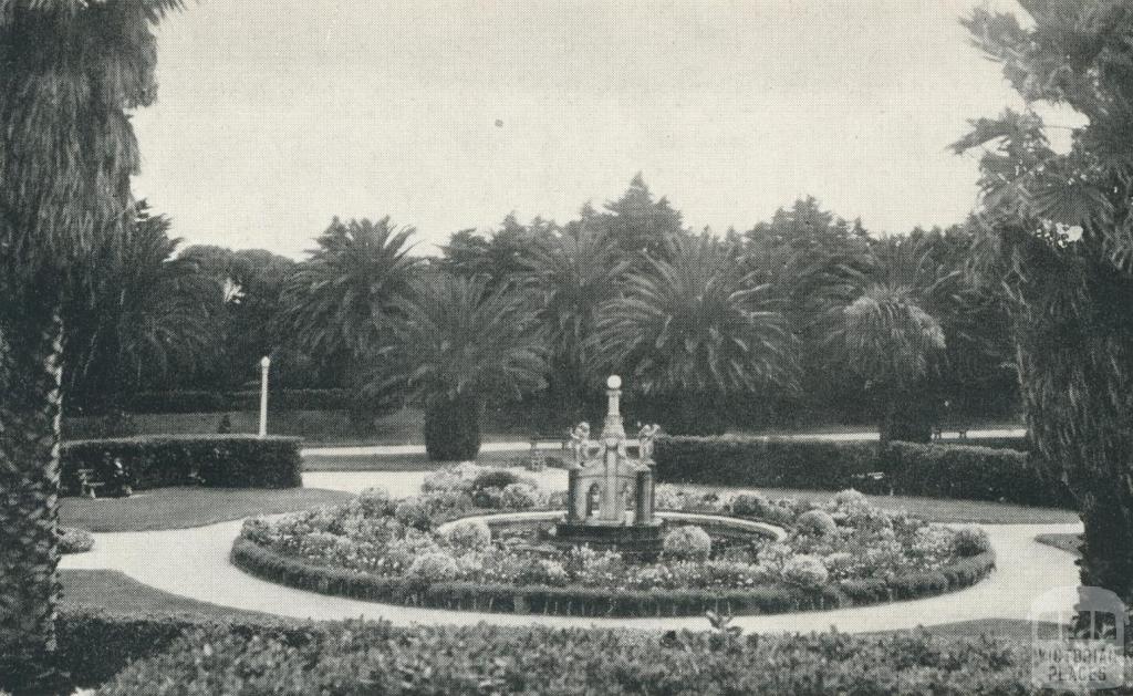 The Fountain and Gardens, St Kilda